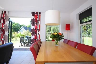 Komfortables Ferienhaus mit Geschirrsp.
