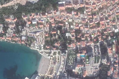 Apartments Elelu - Two-Bedroom Apartment with...