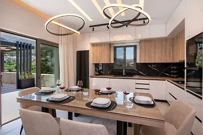 Villa Kournas für 12 Gäste mit Pool