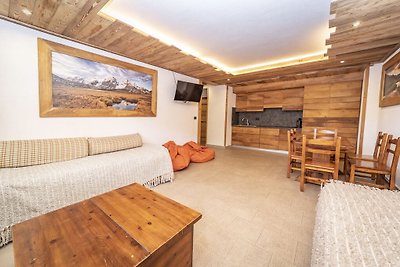 Snug apartment in Sauze d'Oulx with a fenced...
