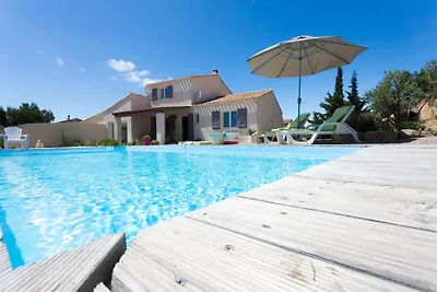 Spaziosa villa con piscina privata