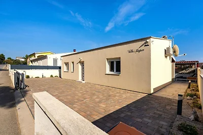 Ferienhaus in der Nähe der Strände von Vir