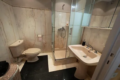 Ferienwohnung mit Meerblick in Antibes