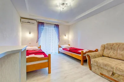 Glory Sanctuary Retreat - Twin room with balc...