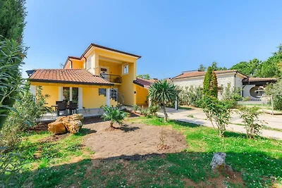 Attraktive Wohnung mit Garten