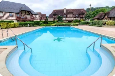 Casa con giardino vicino alla spiaggia – pisc...