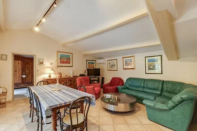 Ferienhaus mit Garten und privatem Pool