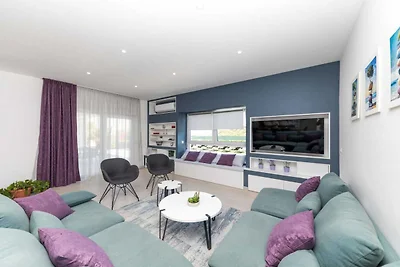 Scenic Elegant Trogir Villa with Pool - Five ...