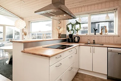 6 Personen Ferienhaus in Tranekær-By Traum