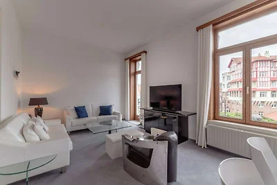 Stilvolles Apartment mit Balkon/Terrasse
