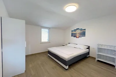 One bedroom apartment with sea view (3)
