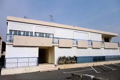 Appartement in Aigues-Mortes vlakbij het...