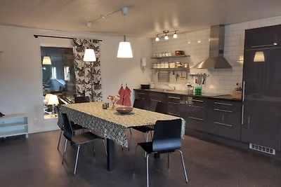 Bed & Breakfast in Bjuråker met zwembad