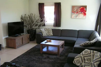 Geräumige Villa in ruhigem Ferienpark