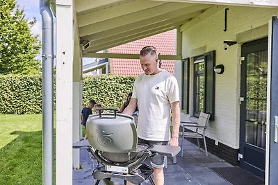 Villa met sauna en bubbelbad in Limburg