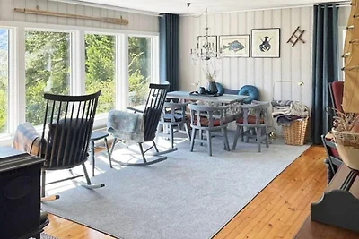 4 Personen Ferienhaus in Svelgen-By Traum