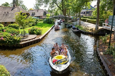 Chalet met privé-aanlegsteiger