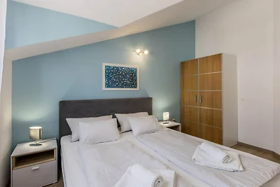 One Bedroom Apartment with Terrace (A1)