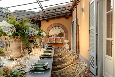Zeitlose Eleganz Villa in der Nähe von Lucca