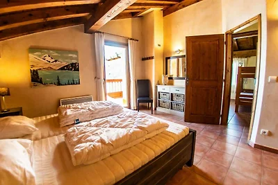 Luxuriöses Chalet in der Nähe der Skipisten