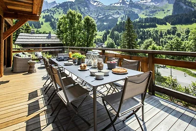 Chalet in La Clusaz mit beheiztem Pool