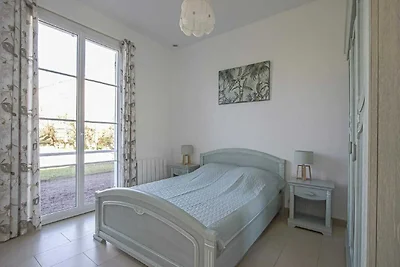 Spaziosa casa vacanze con giardino vicino al...