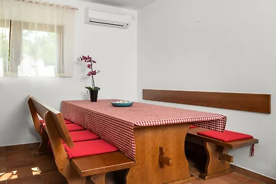 Holiday Home Mlačić - Three Bedroom Holiday H...