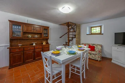 Bauernhaus aus Stein in der Nähe von Cortona