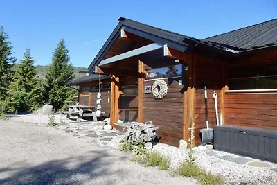 Naturhytte mit Gästehaus