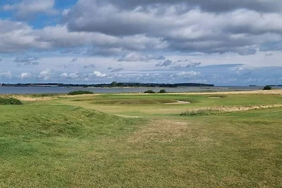 Kustenserene in Jaegerspris-By Traum