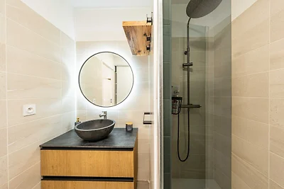 Moderne 1-Zimmer-Wohnung, 2 Terrassen, Parkpl...