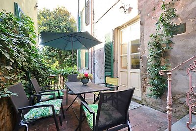 Cosy holiday home in Lucca LU with private...