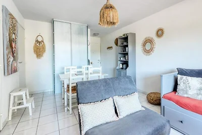 Wohnung in Le Lavandou mit Poolzugang