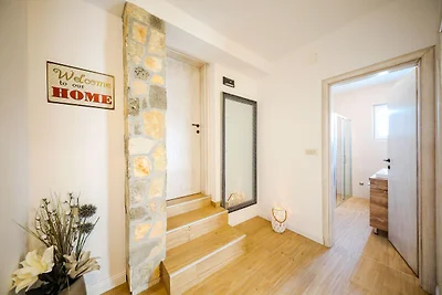 Villa con piscina privata e terrazza