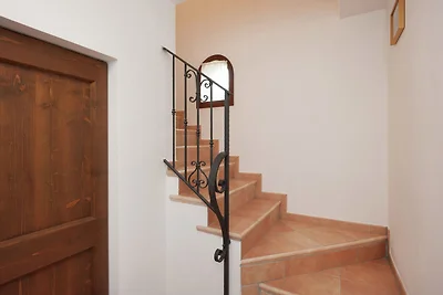 Gemütliches Ferienhaus in Tredozio mit Grill