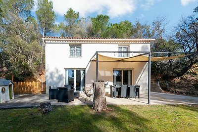 Schönes Ferienhaus mit Garten