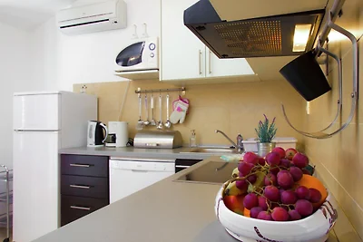 Ruim en rustig Srima-appartement