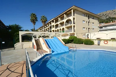 Apartment für 4 Personen mit Balkon