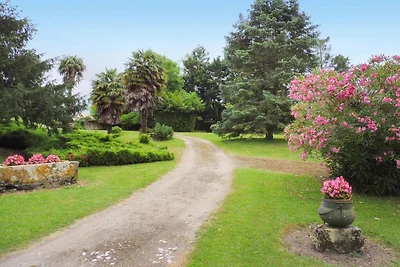 Casa bifamiliare su un vigneto, Talais