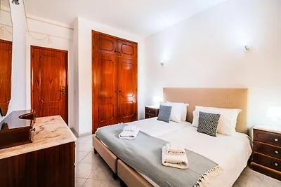 Wohnung in Albufeira mit beheiztem Pool