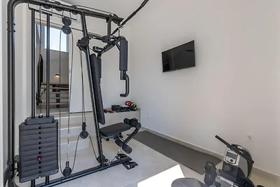 Villa Royal Stone mit Pool in Jezera