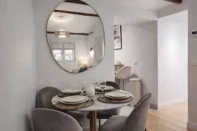 Wunderschön renovierte Wohnung mit Klimaanlag...