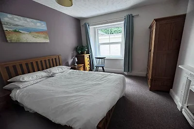 SEASIDE Apartment Two Bed Room Apartment (5...