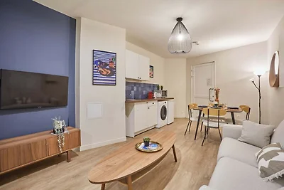 Apartment Exposition Center