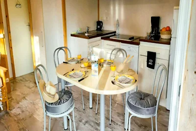 Insel-Cottage mit Pool und Terrasse
