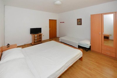 Appartements Zora, Lun