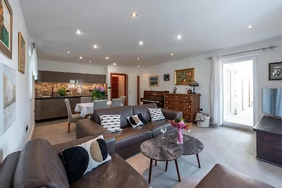 Apartments Meri & Karla - Two Bedroom Apartme...