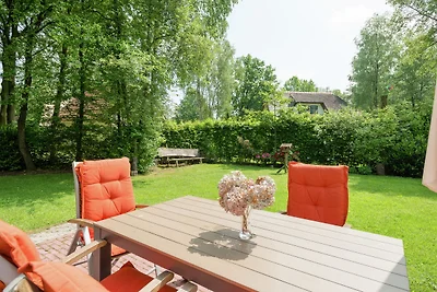 Villa mit großem Garten bei Heeten