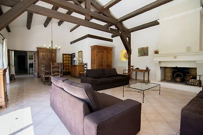 Villa in Campagnan mit Schwimmbad