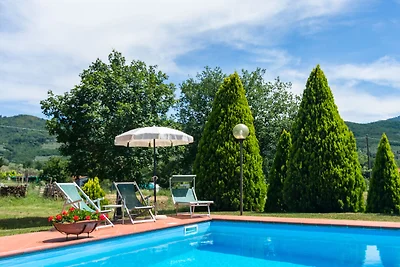 Bell'agriturismo con piscina  in Toscana
